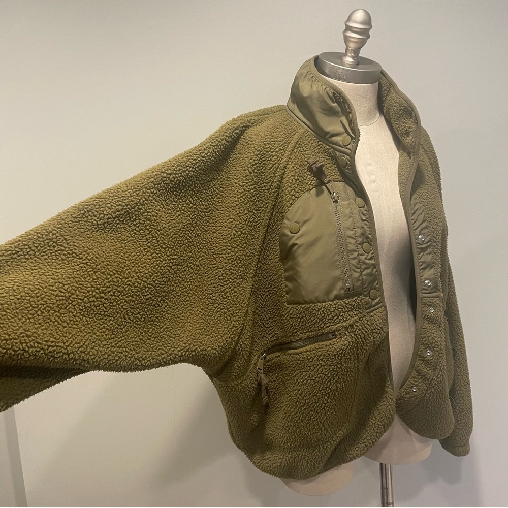 Free People movement hit the slopes olive green sherpa jacket size L - Picture 6 of 7